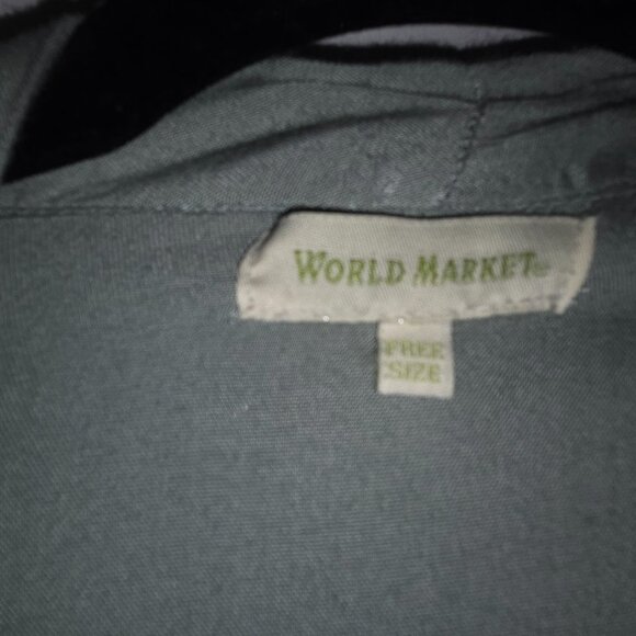 Embroidered Women's Short Robe - Picture 4 of 5